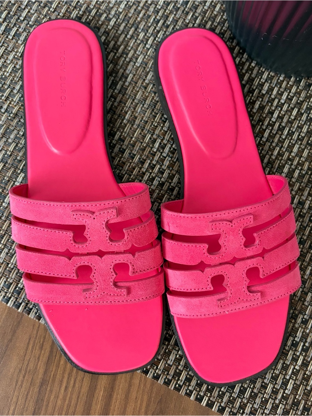 Tory Burch Ines Slide Fuchsia Suede size 7.5 - Picture 2 of 10